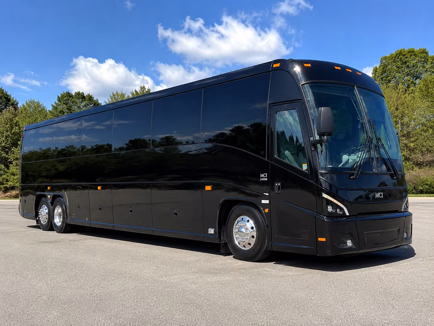shuttle your guests between beaumont s i 10 hotel corridor and your venue